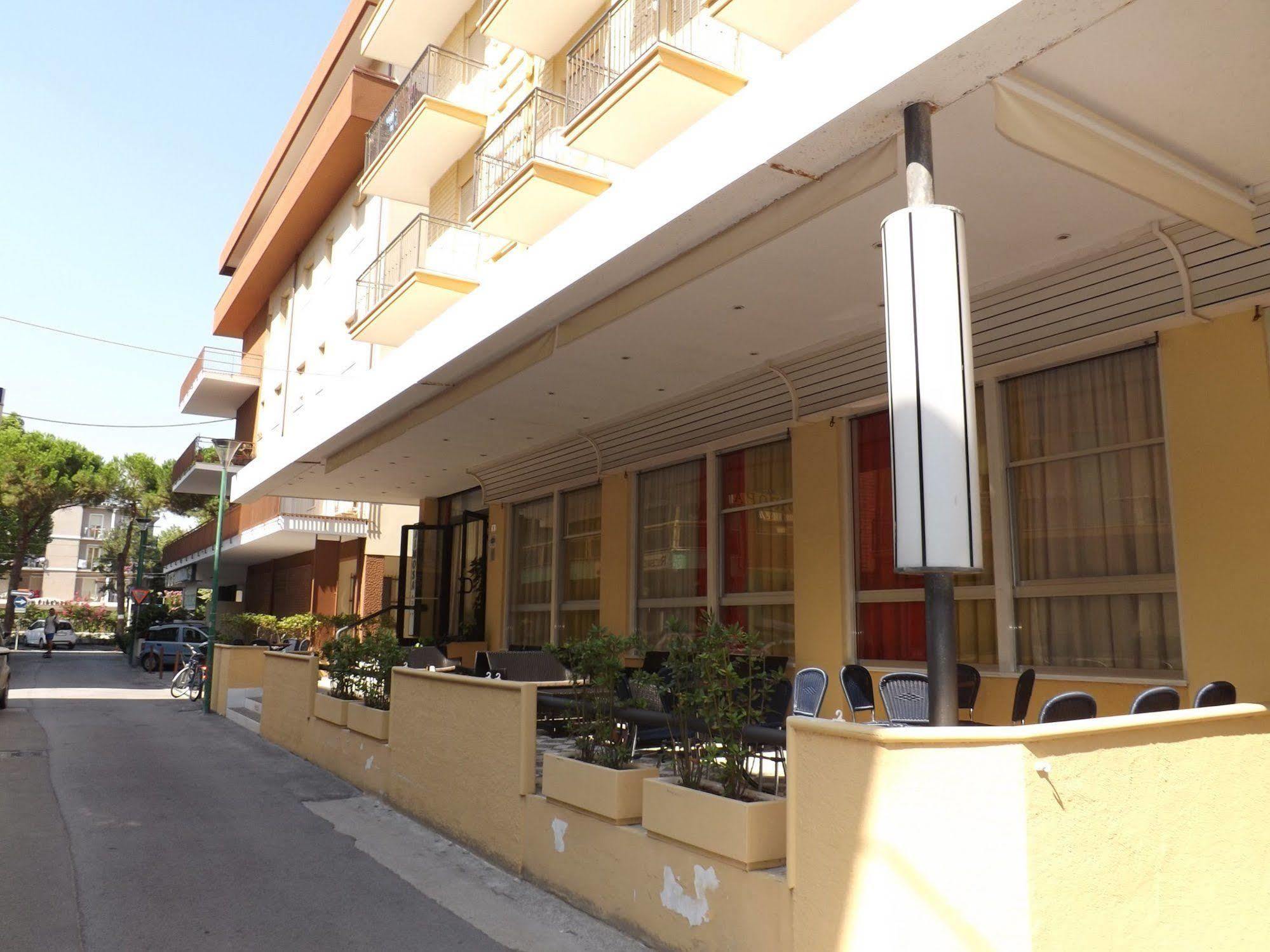 Hotel Mimosa Bellaria-Igea Marina Exterior foto